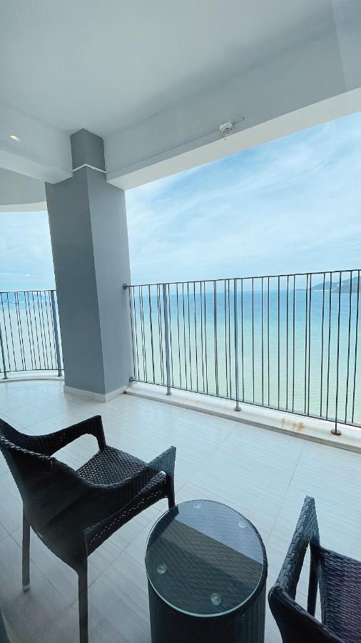 Panorama Beachfront Nha Trang Exterior foto