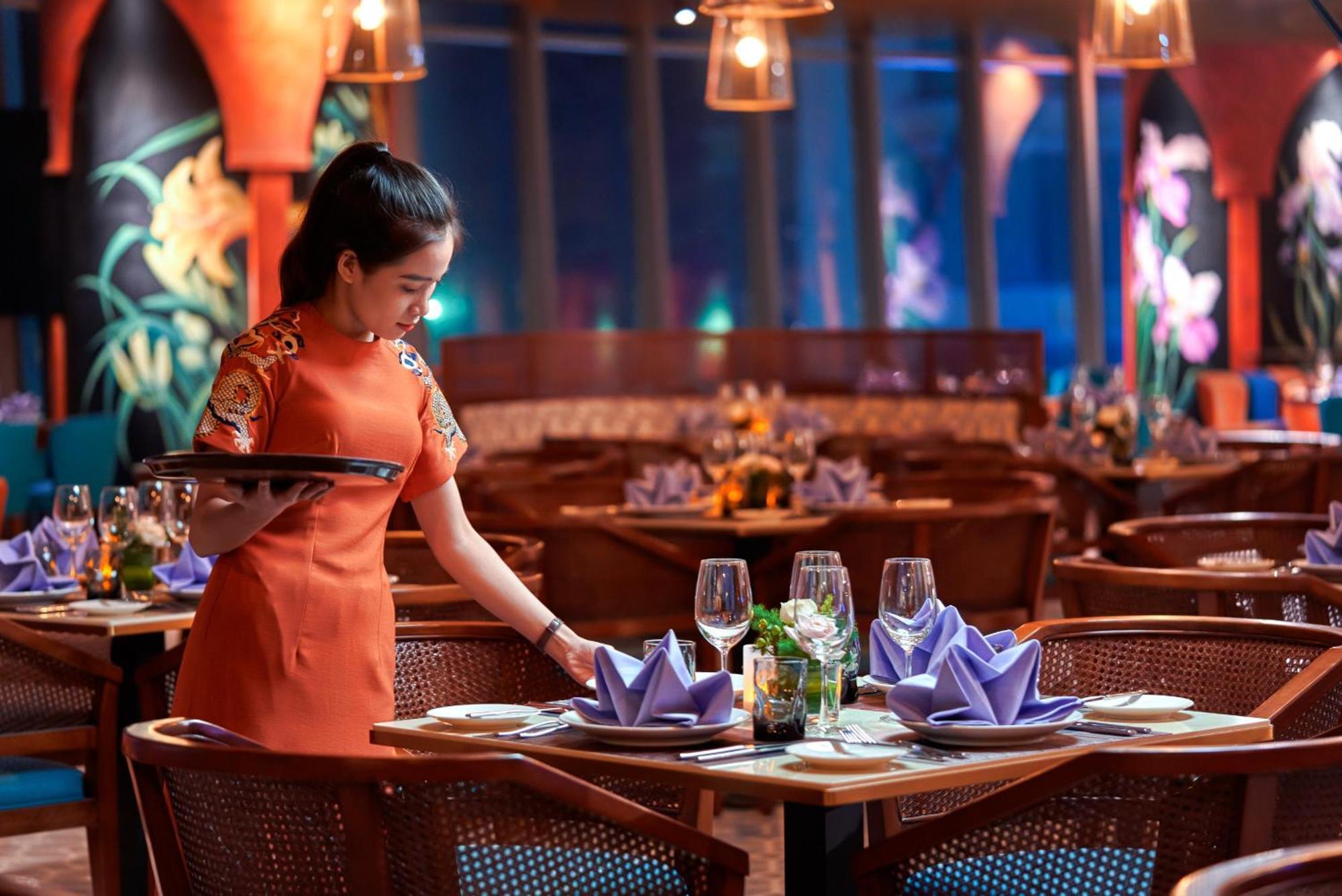 Panorama Beachfront Nha Trang Exterior foto